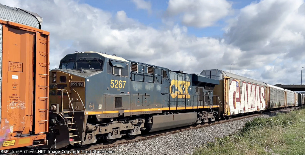 CSX 5267 is the DPU for M214.